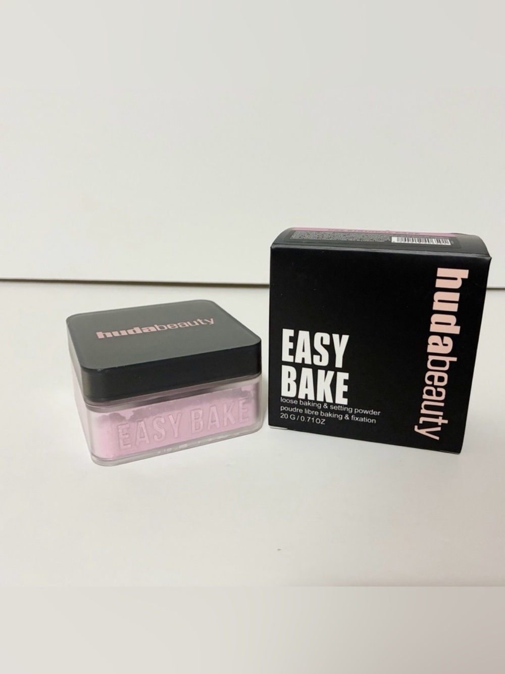 🌸 Huda Beauty Easy Bake Loose Baking & Setting Powder Ube Birthday Cake 20g